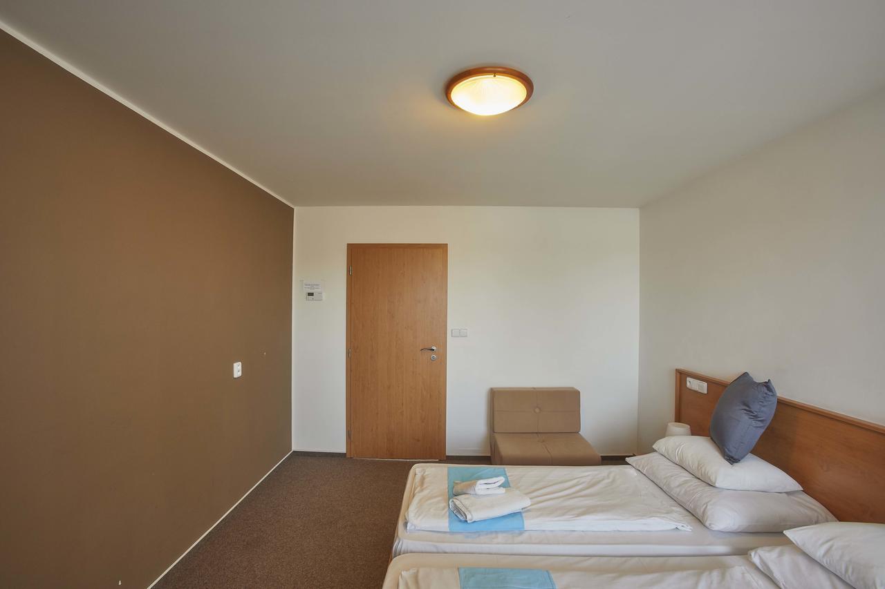 Hotel Rakovec Brno Dış mekan fotoğraf